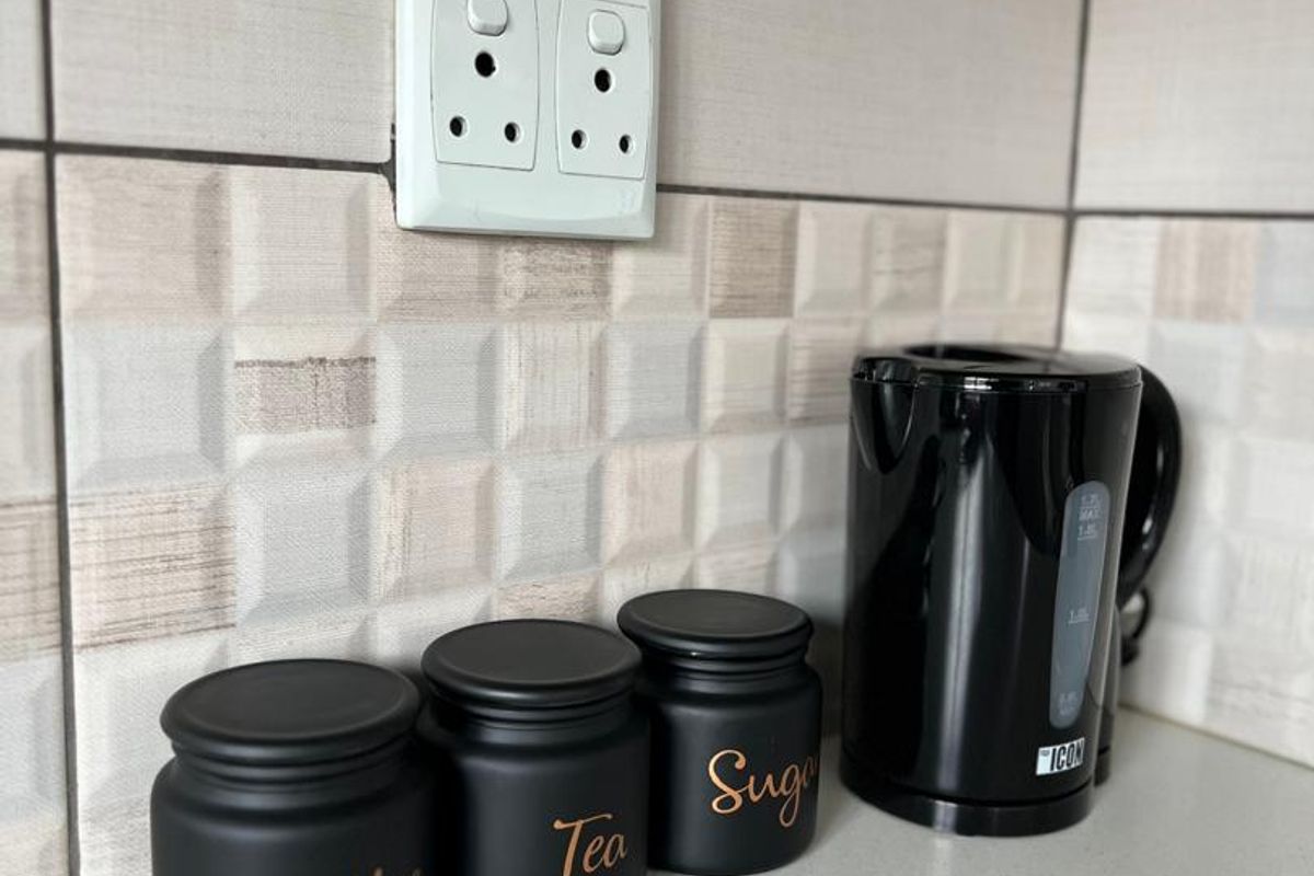 🌟Elegant 3-Bedroom Apartment in Academia – Don’t Miss Out! - Photo 3