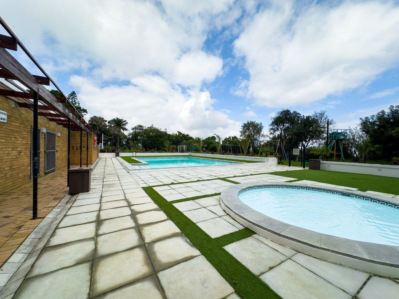 Well maintained 2 Bedroom loft apartment in Loevenstein - Photo 9