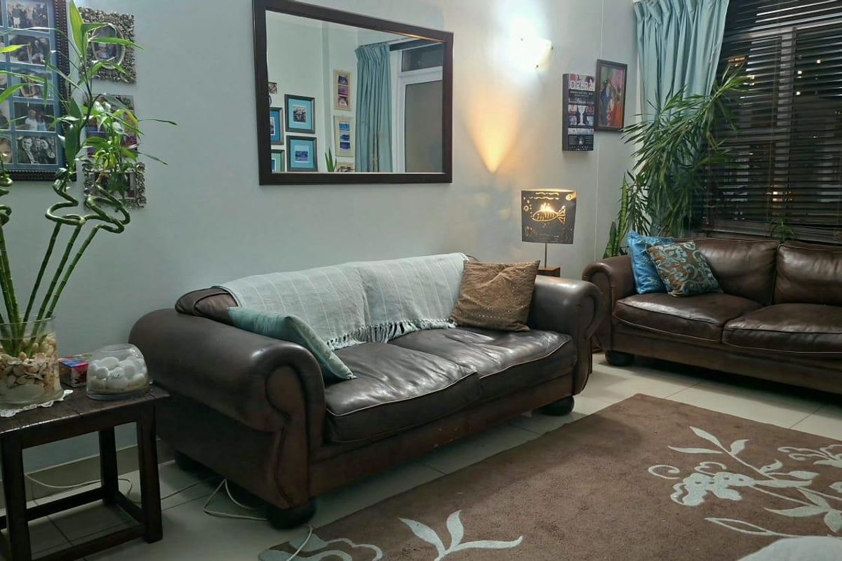 2 bedroom Airbnb 1 bathroom apartment - Photo 4