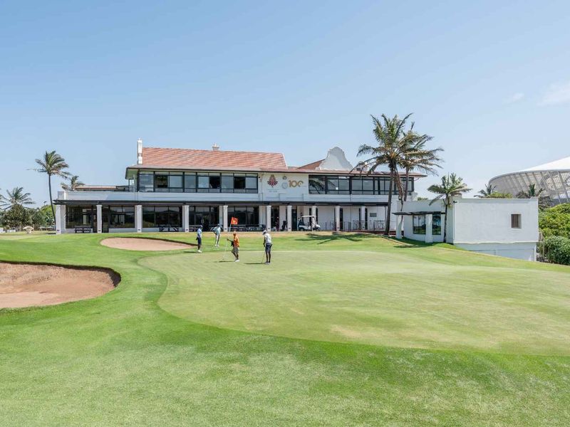 Private office space tailored to your business’ unique needs in Regus Country Club - Photo 2