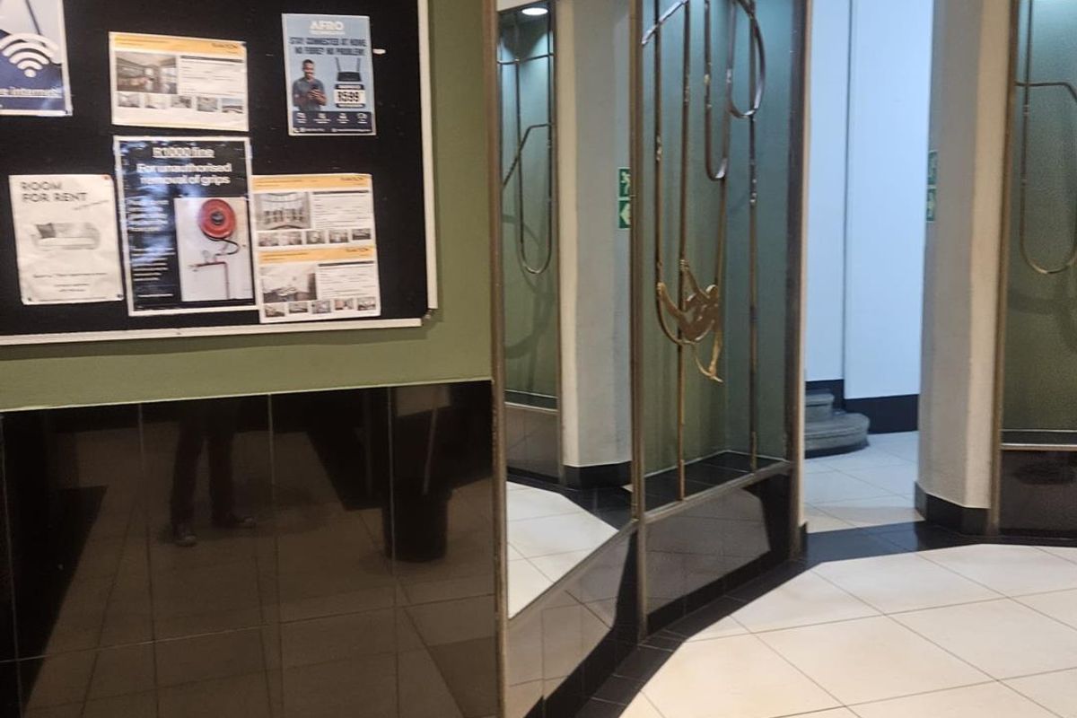 Spacious Bachelor Apartment in Ansteys Building - Unit 59 - Photo 3