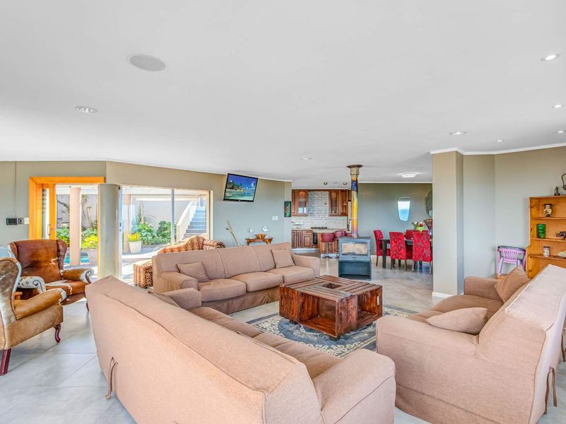 Brenton-on-Sea – Ocean Views & Whale Watching - Photo 8