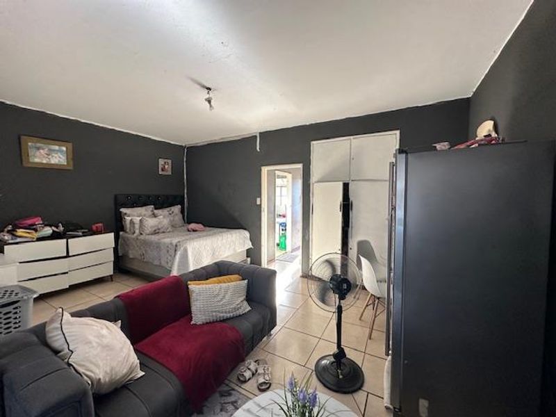 City Living Made Easy: Central Trevenna Gem! - Photo 4