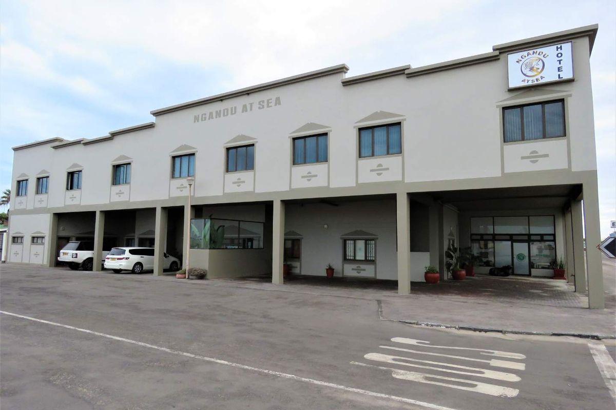 For sale - Walvisbay Lagoon - Luxury Guesthouse - Photo 2