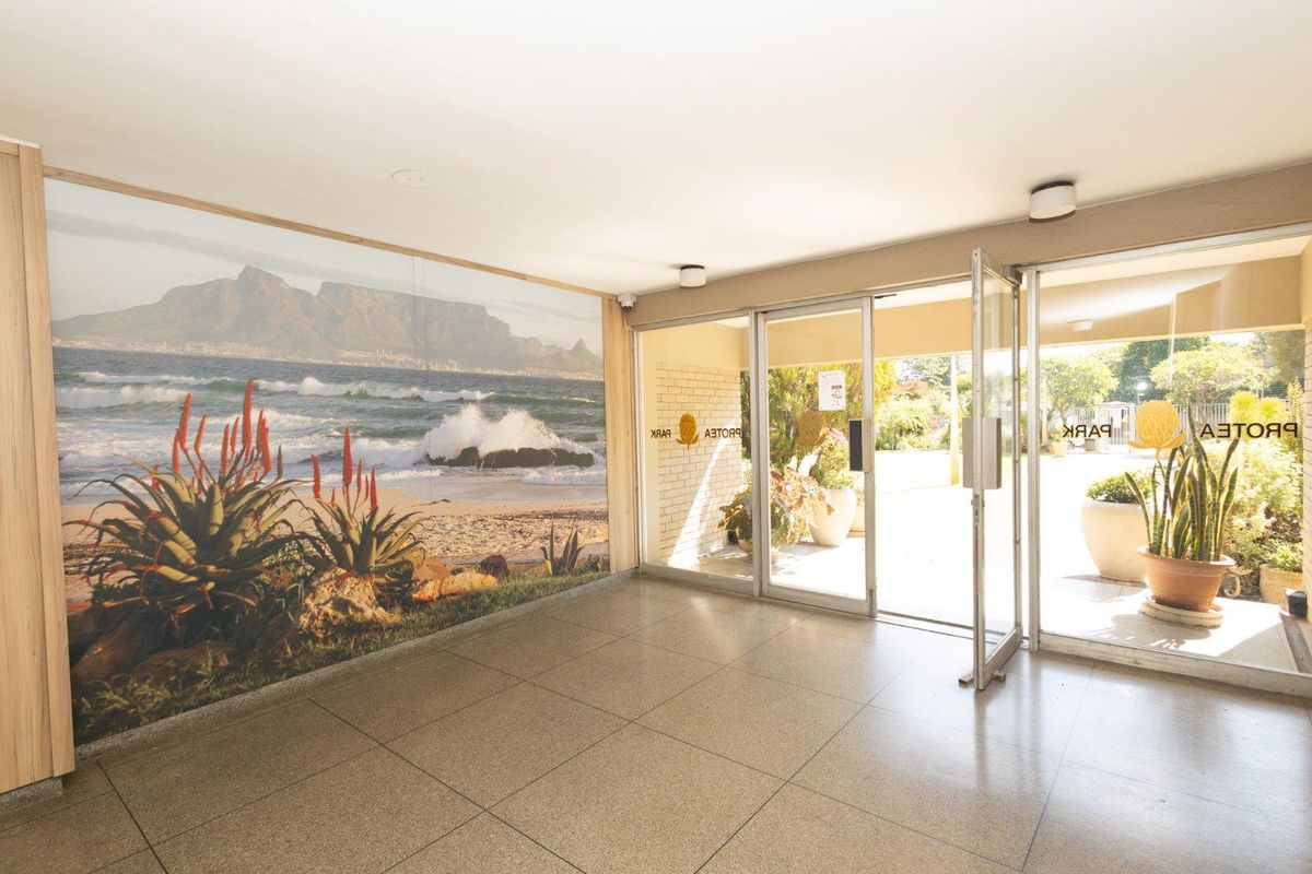 Spacious living with scenic views in a secure setting. - Photo 4