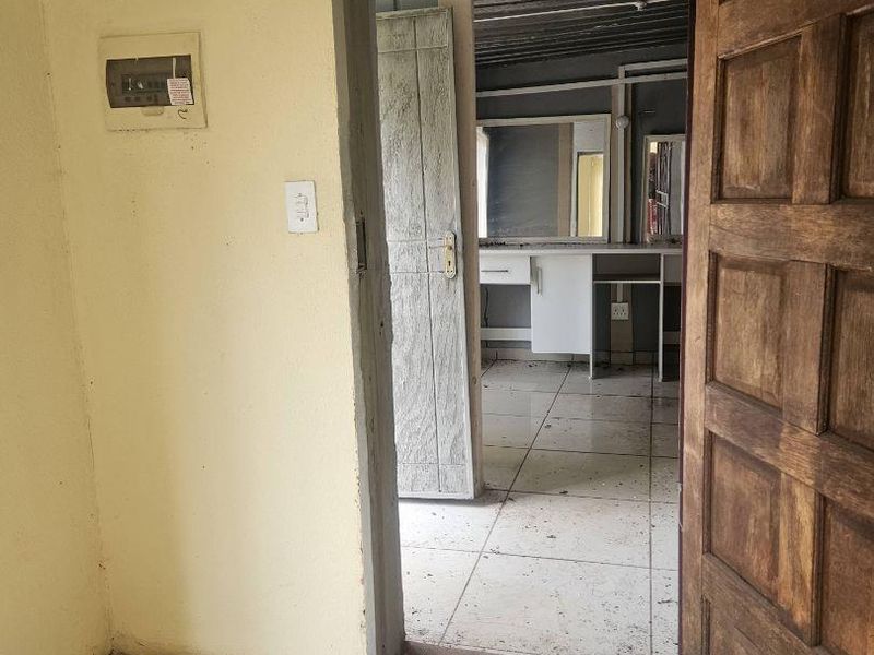 3 bedroom house in clarina - Photo 3