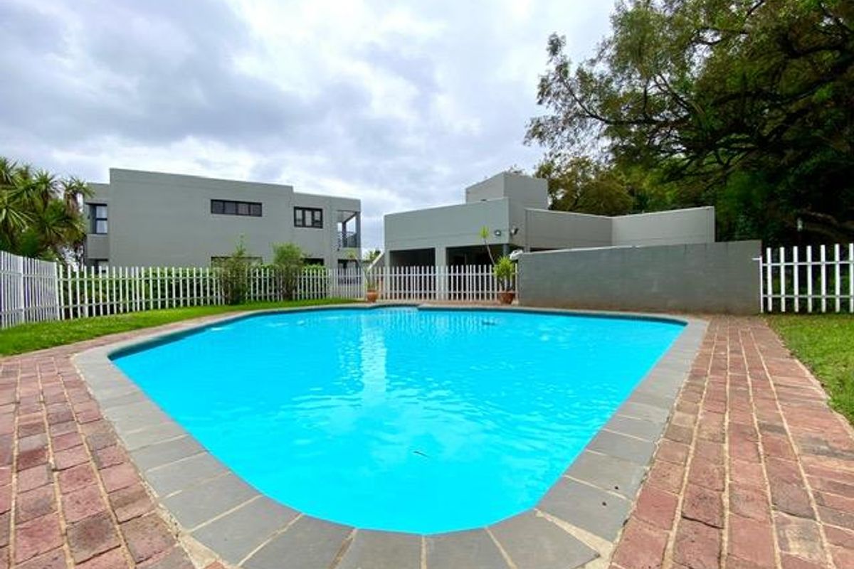 STYLISH ONE BED APARTMENT IN THE HEART OF MORNINGSIDE - Photo 2
