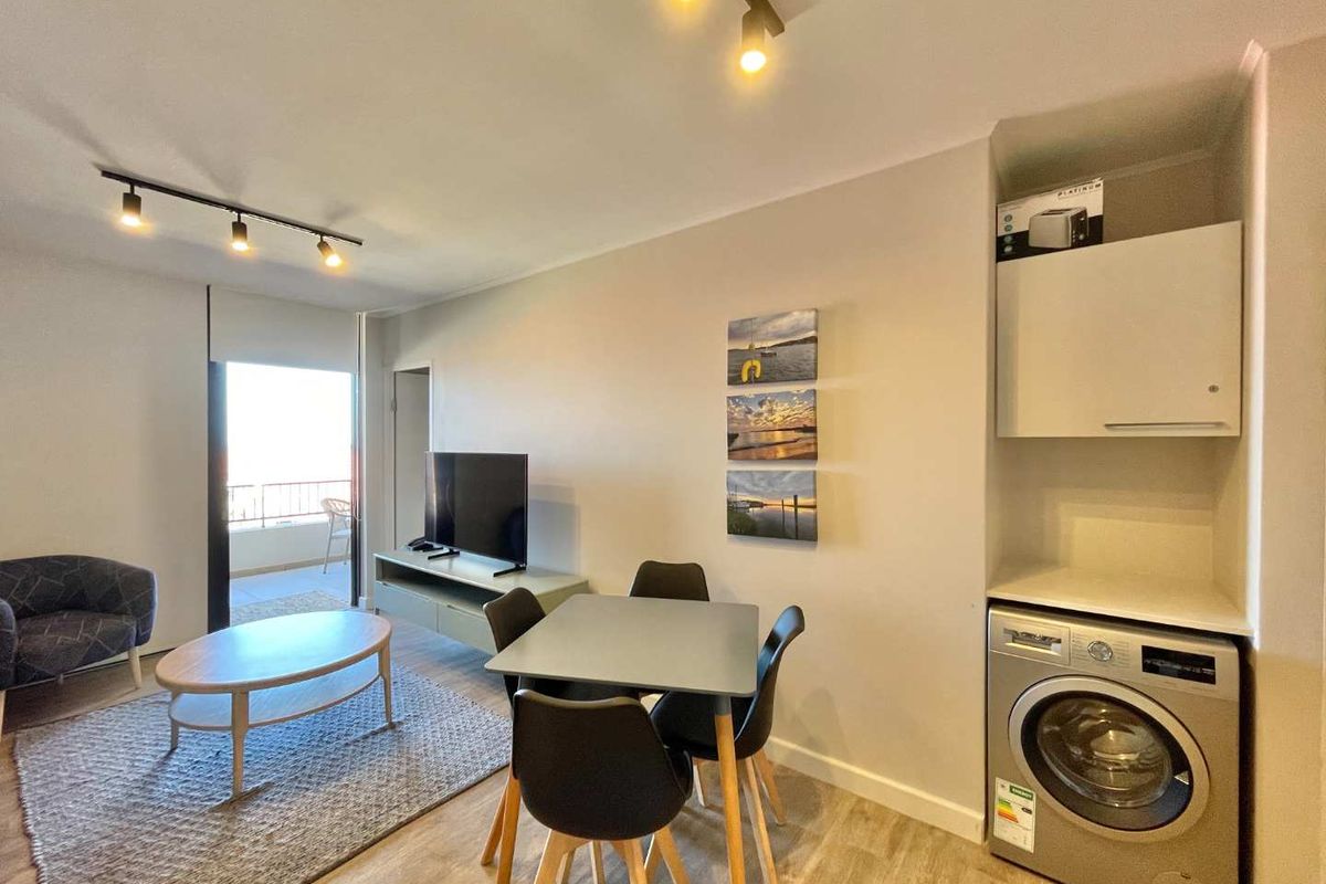 Fully Furnished 2 Bedroom Apartment For Sale in Mossel Cove - Photo 5