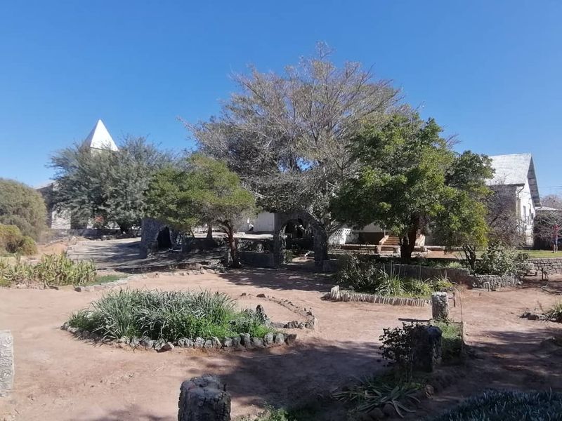 PERFECT FAMILY HOME FOR SALE IN BETHANIE - NAMIBIA - Photo 4