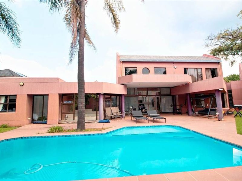 FURNISHED SPACIOUS HOME - Photo 2