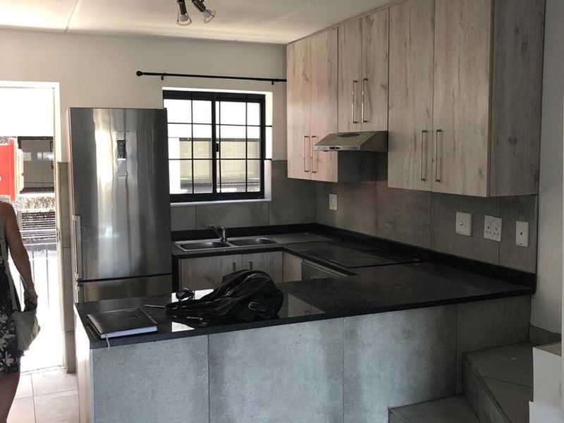 Perfect ready move in or investment opportunity - Photo 8