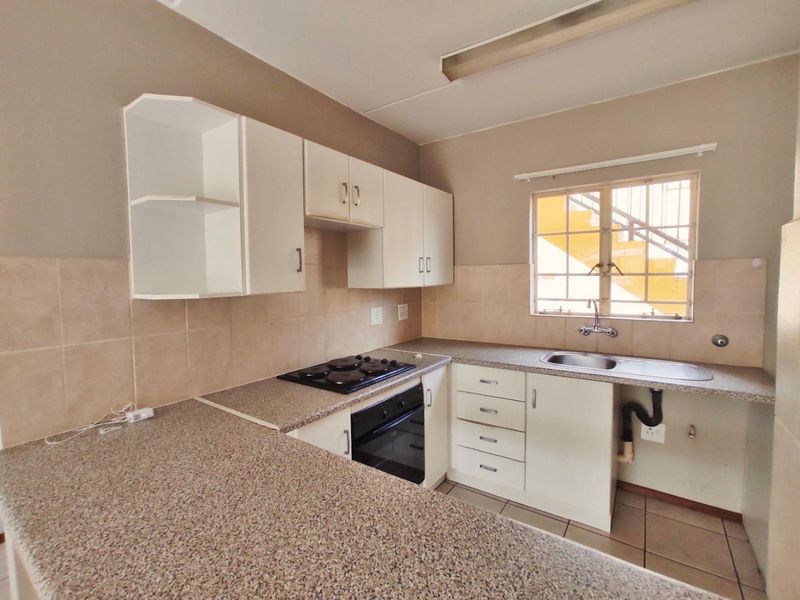 1 Bedroom, Ground Floor Apartment - Photo 8