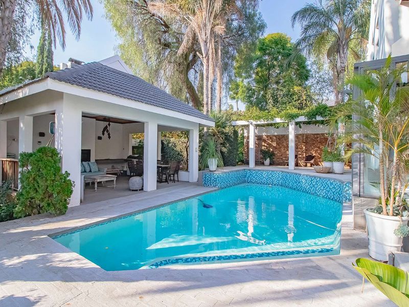 Large Cape Dutch style home in Sterrewag. - Photo 7