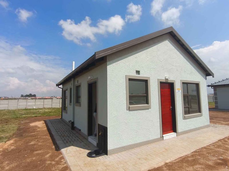 OWN YOUR BRAND NEW FULL TITLE HOME FROM AS LITTLE AS R7 500PM - Photo 10