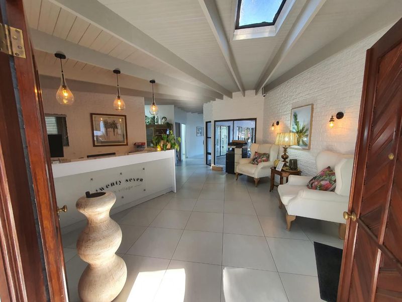 Furnished Private Office To Rent in Kloof Business District | From R10,500 per Month - Photo 2