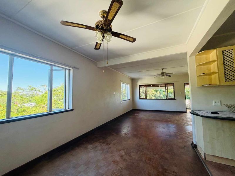 Hendra - Renovators Dream in Parkhill with endless Potential - Photo 7