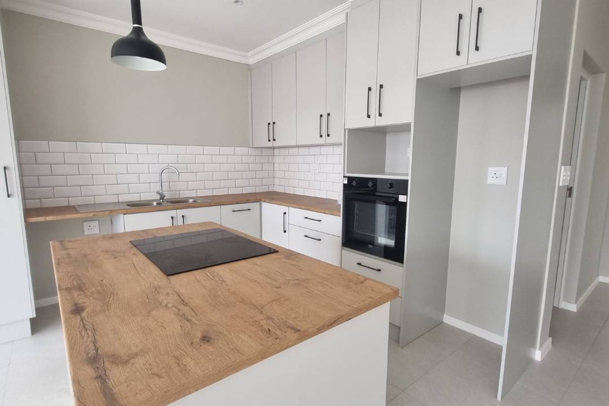 3 Bedroom Townhouse for Sale, Ext 23 Swakopmund | 3 Schlafzimmer Townhaus zu Verkaufen, Swakopmund, Namibia - Photo 5