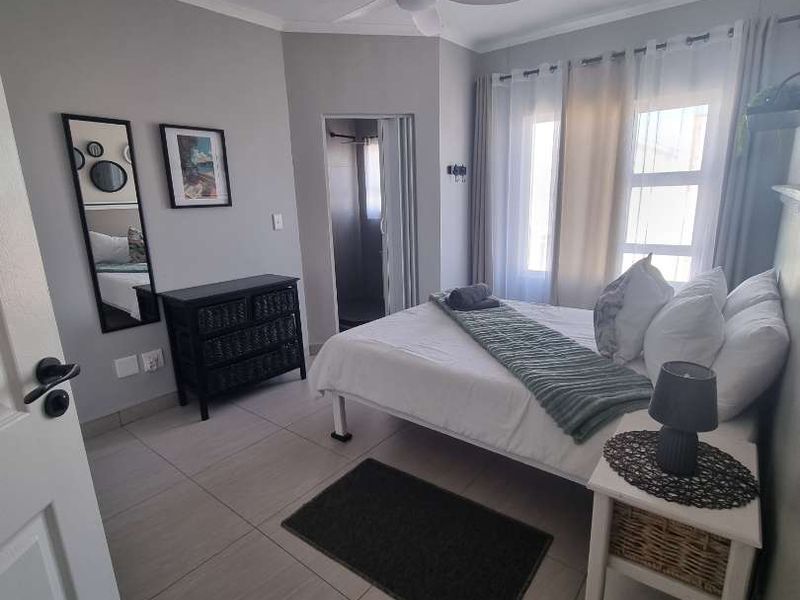Lease This 3-Bedroom Gem with Private Bathrooms & Relaxing Patio - Photo 6