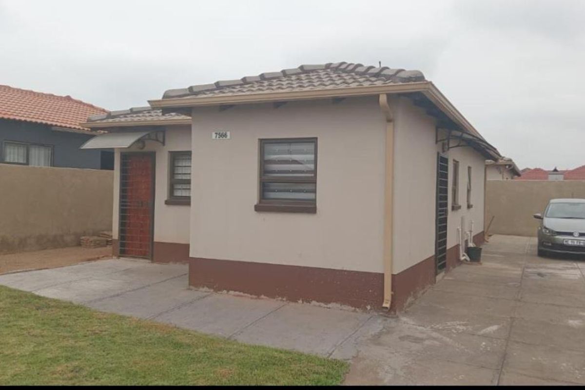 3-bedroom house for Rent - Photo 3