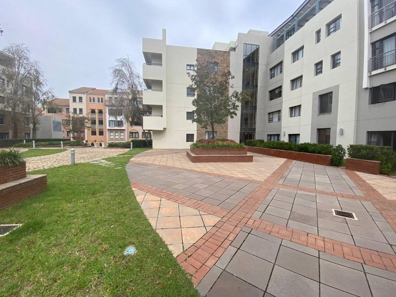 Two Bedroom Apartment For Rent - Photo 5