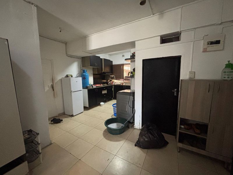 25 Bed Apartment for Sale in Durban  Central - Photo 4