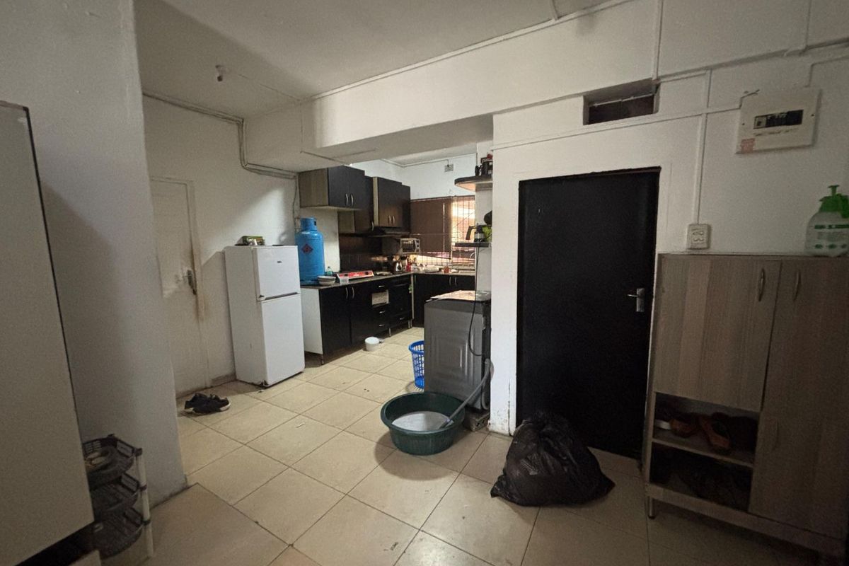 25 Bed Apartment for Sale in Durban  Central - Photo 4