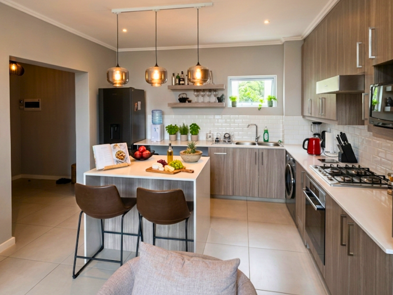 Two bedroom two bath loft apartment in the heart of Morningside 105 sq.m. - Photo 4