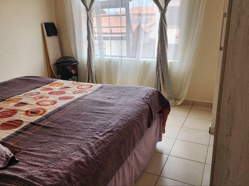 Comfort,Space and Everyday Elegance - Photo 10