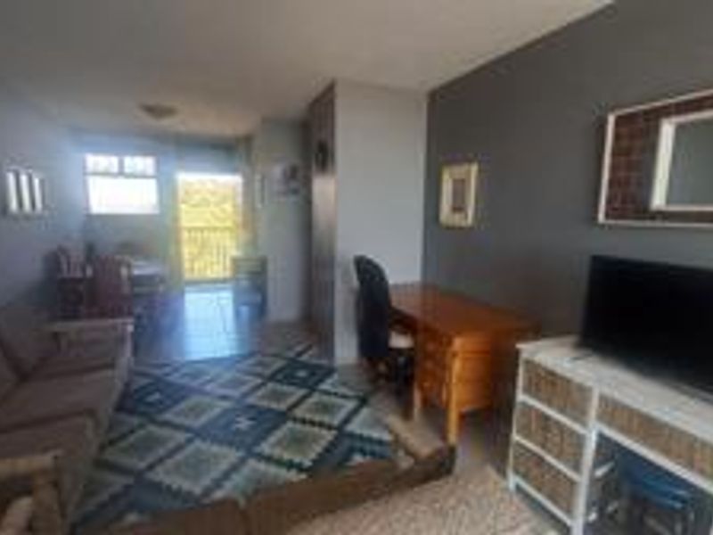 Beautiful  one bed with possibilities to move in and Stay! - Photo 6