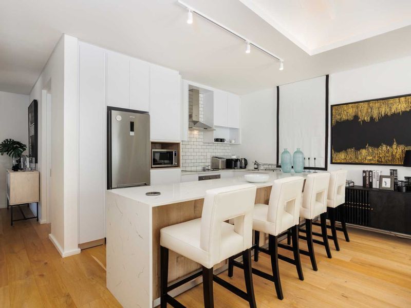 Fully Furnished North-Facing Two-Bedroom Polo Village Apartment on Val de Vie Estate - Photo 2