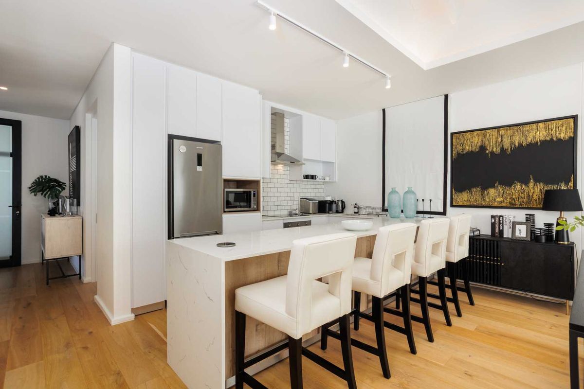Fully Furnished North-Facing Two-Bedroom Polo Village Apartment on Val de Vie Estate - Photo 2