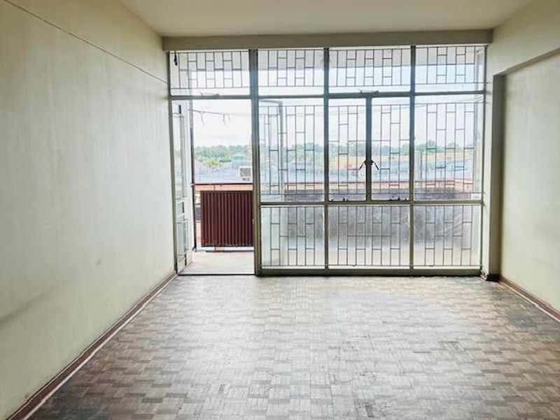2 bedroom Apartment - Photo 4