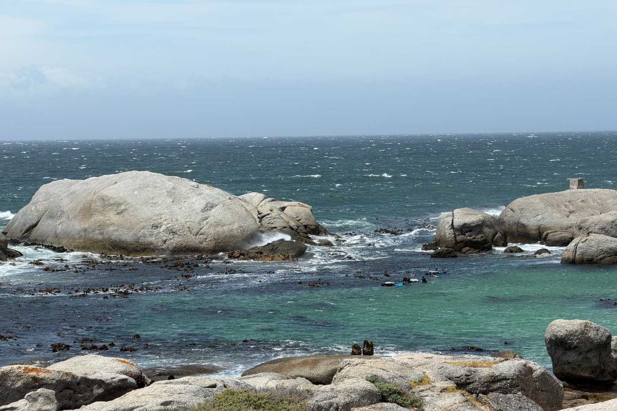 Beautiful family beach side home in Simons Town - Photo 5