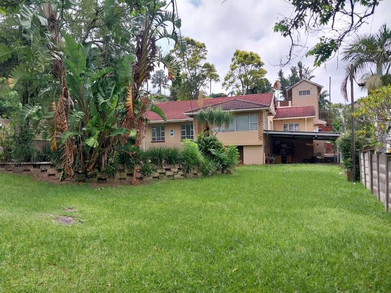 4 Bedroom Home - Photo 2