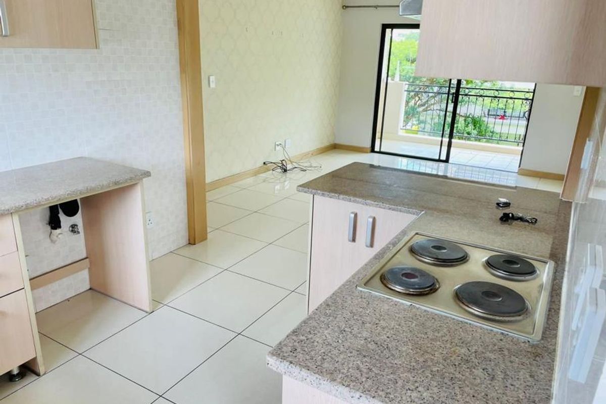 2 Bedroom Apartment in Noordwyk - Photo 4