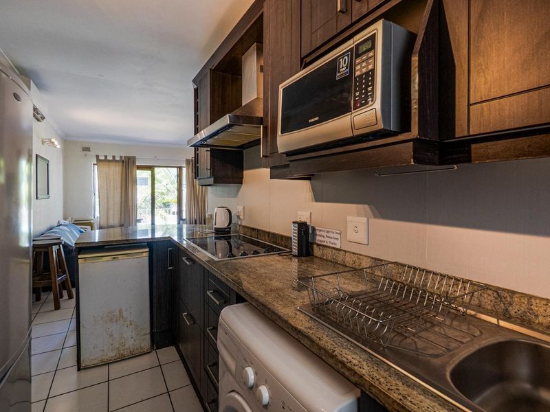 Furnished ground floor and on the beach - Photo 10