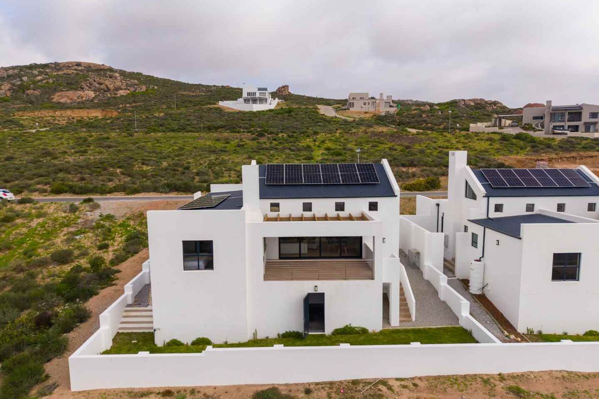Modern Coastal Living in St Helena Bay, Steenberg Cove - Photo 4
