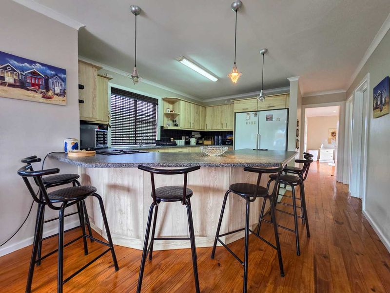 Your private coastal escape awaits. - Photo 9