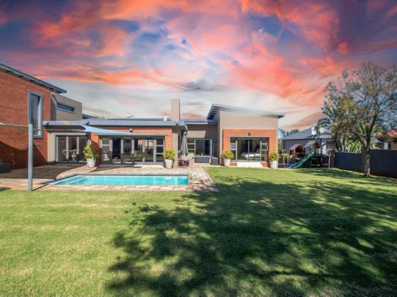 5 Bedroom, 3 Bathroom, 3 Garage Home For Sale in The Wilds. - Photo 4