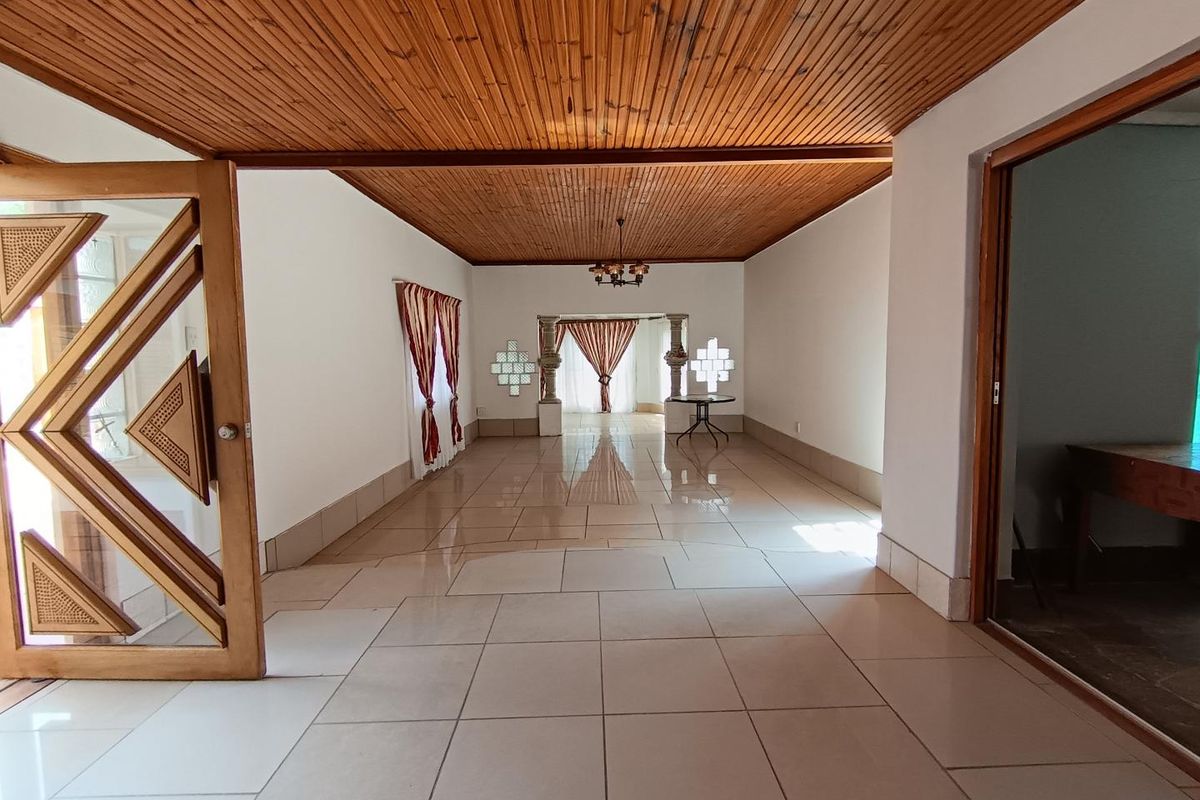 Spacious Family Haven in Hospitaalpark Awaits You - Photo 5