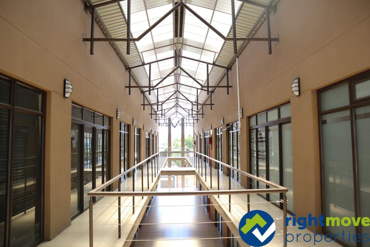Office for sale - Photo 2