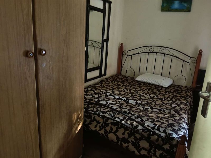 House For Sale in Crystal Park - Photo 7