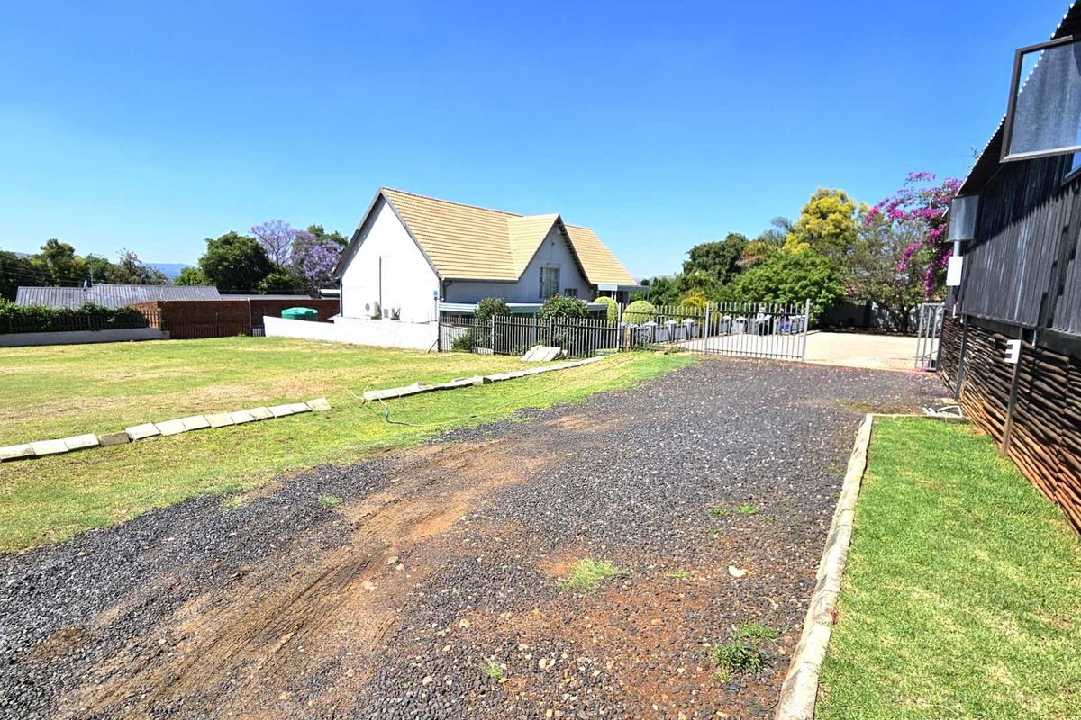 Prime 1450 SQM Vacant Stand in Schoemansville Residential / Commercial - Photo 2