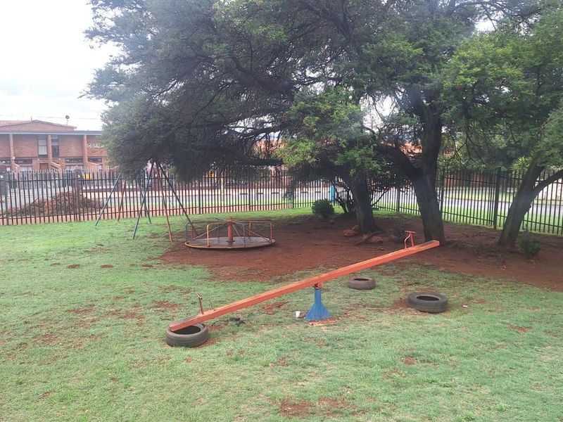 1st time home buyers Or Investment property - Photo 3