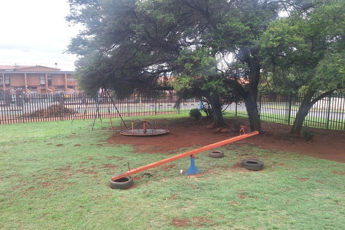 1st time home buyers Or Investment property - Photo 3