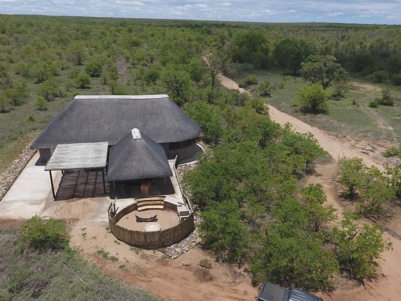 Exceptional Umbabat farm, Greater Kruger park. - Photo 4