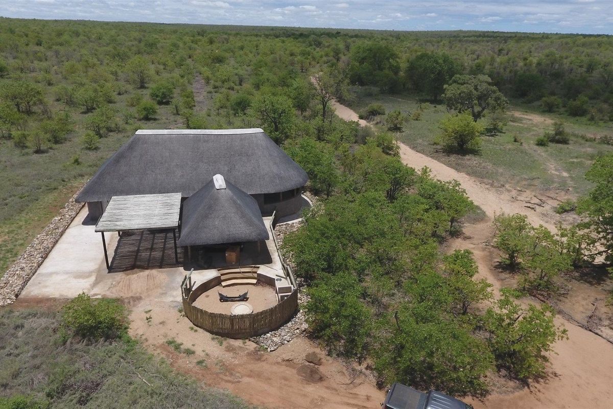 Exceptional Umbabat farm, Greater Kruger park. - Photo 4
