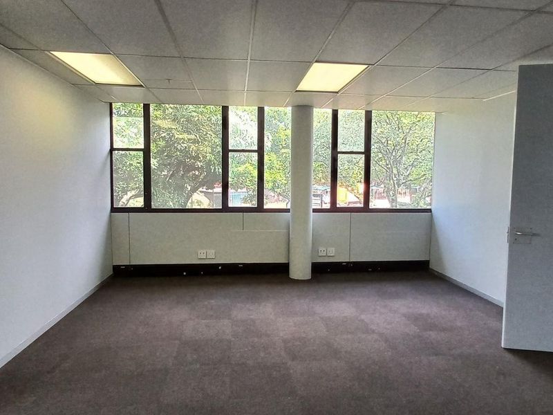 215m2 Isando Office To Let - Photo 10