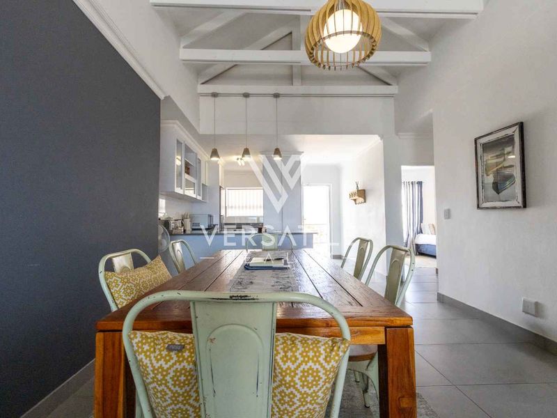 Fully Furnished Penthouse with Permanent Sea Views | To Let - Photo 10