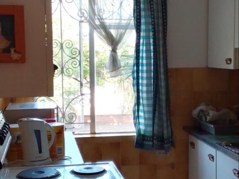 2-Bedroom Apartment for sale in Prime Glenwood Area - Photo 10